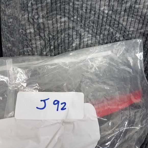 Tahari Large Heather Paisley Black Print Ribbed Long Sleeve Pajama Top NWT - Picture 5 of 16